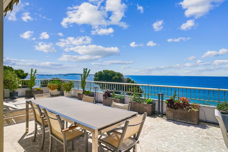 Cannes 100 m2 655