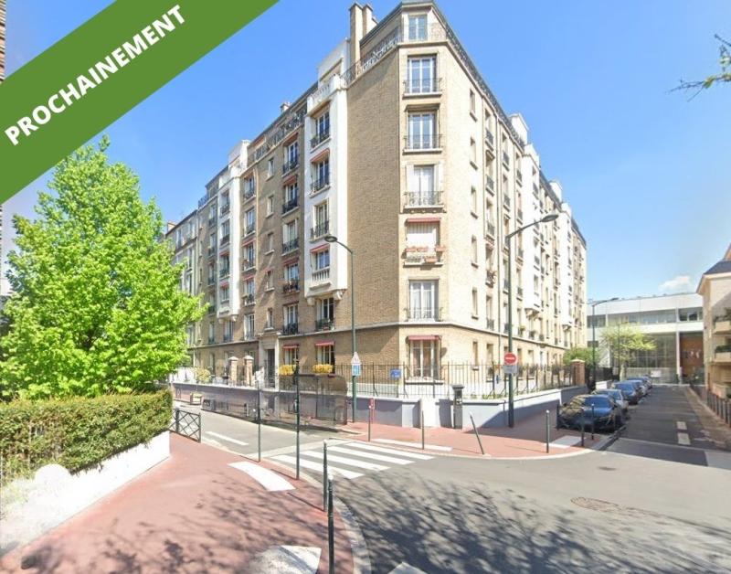 PROCHAINEMENT - Facade